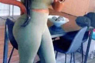 come have fun with emberly - Image 2