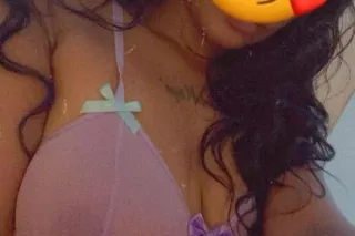 Meet & Greet 🫱🏼‍🫲🏽 incall/out ! Holiday Special 🥰 - Image 5